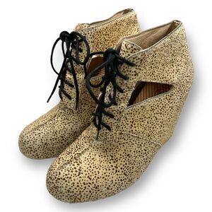 80%20 Fur Leather Lace Up Wedge Boots Size 8.5